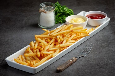 crispy French fries with cornstarch